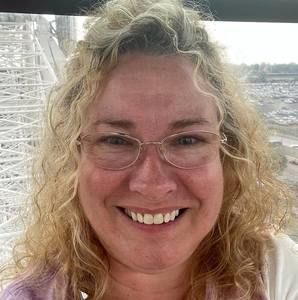 Meet your Posher, Marie